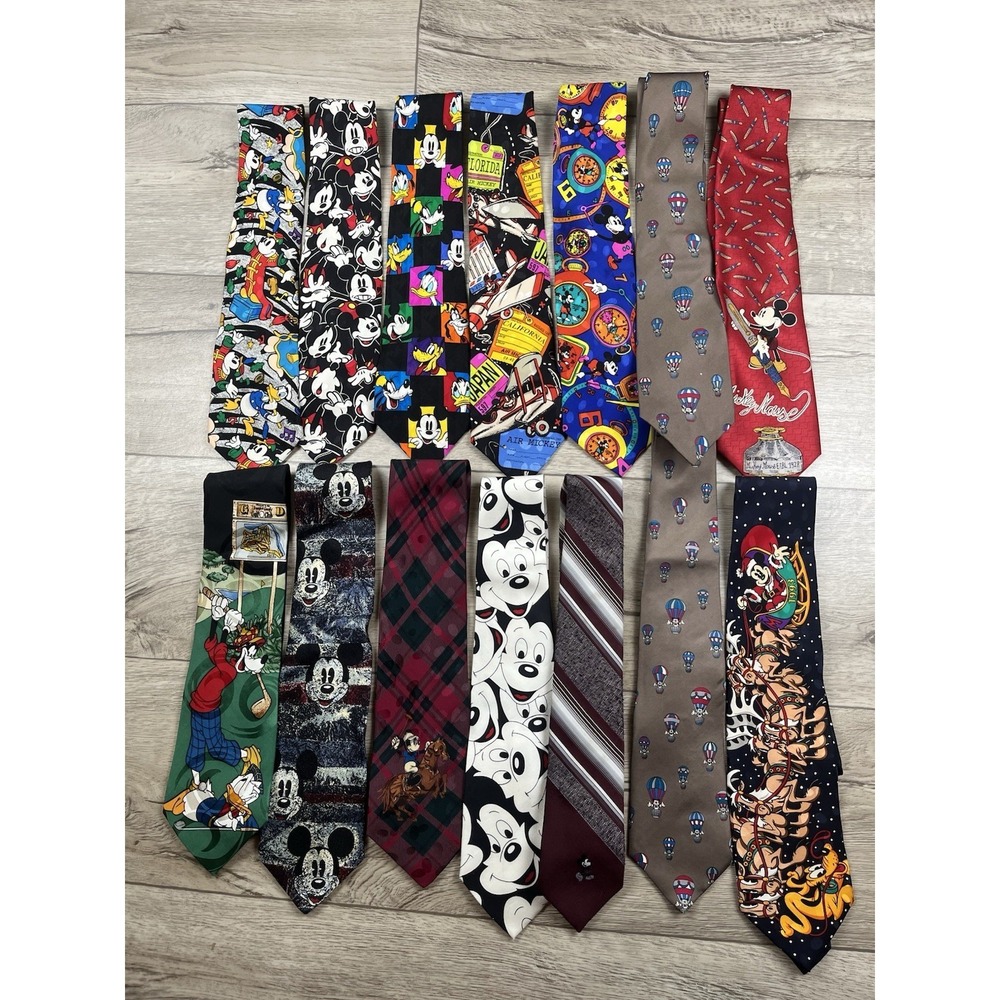 Disney - 14 Silk Tie Lot Featuring Mickey Mouse & Many Other Beloved Characters - Picture 14 of 14